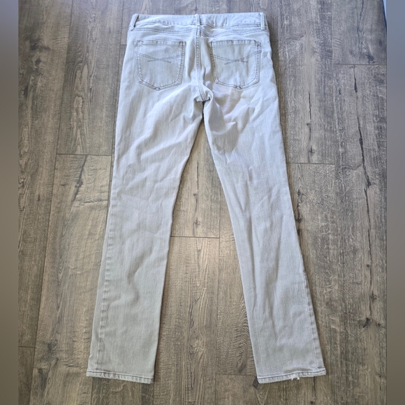 2/$20 GAP 1969 real straight jeans - Picture 2 of 5